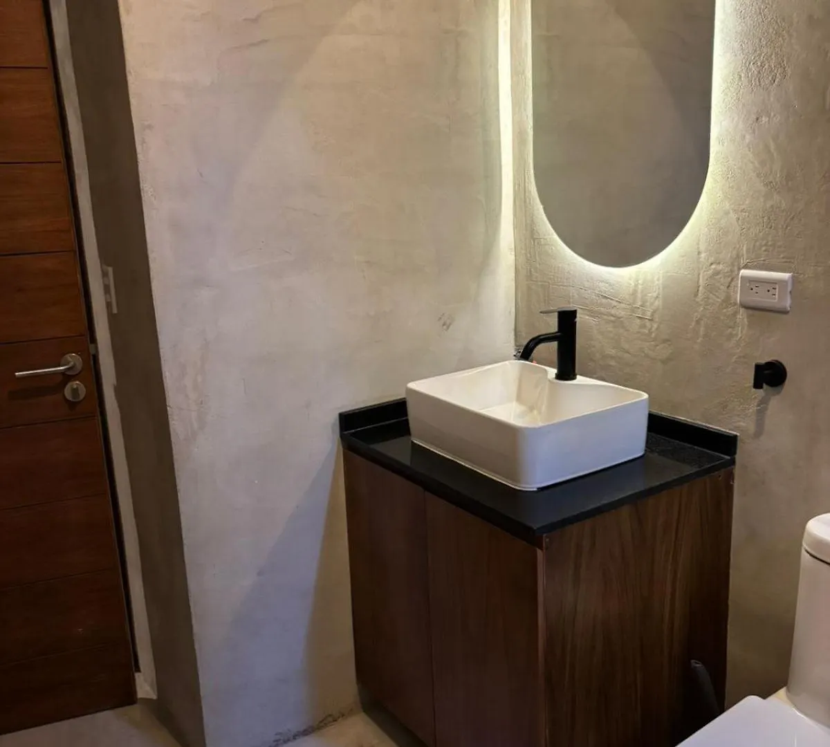 Grand Loft With Rooftop Pool In The Heart Cancún 0*,  México